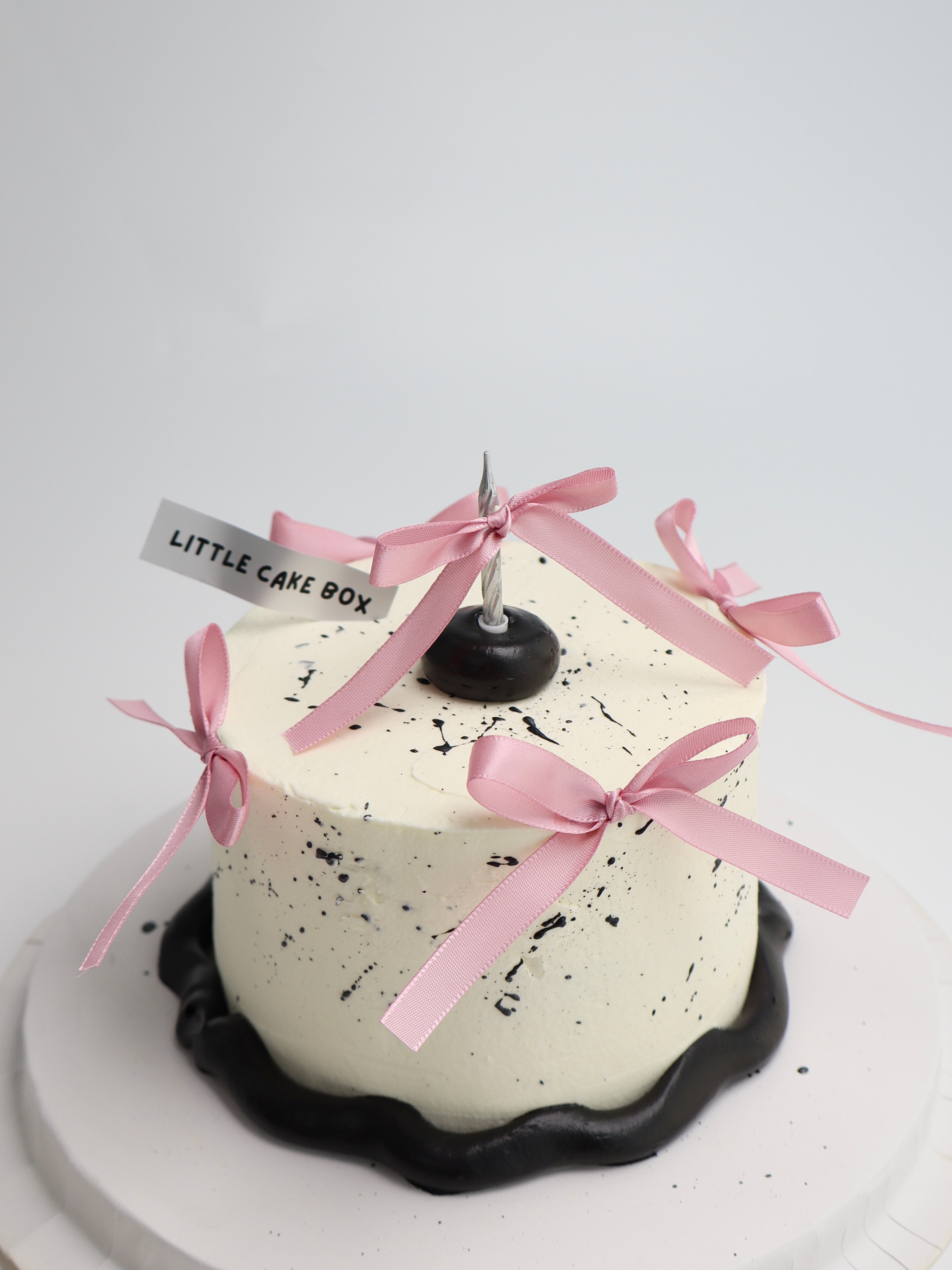 Black n Pink Splash Ink Cake
