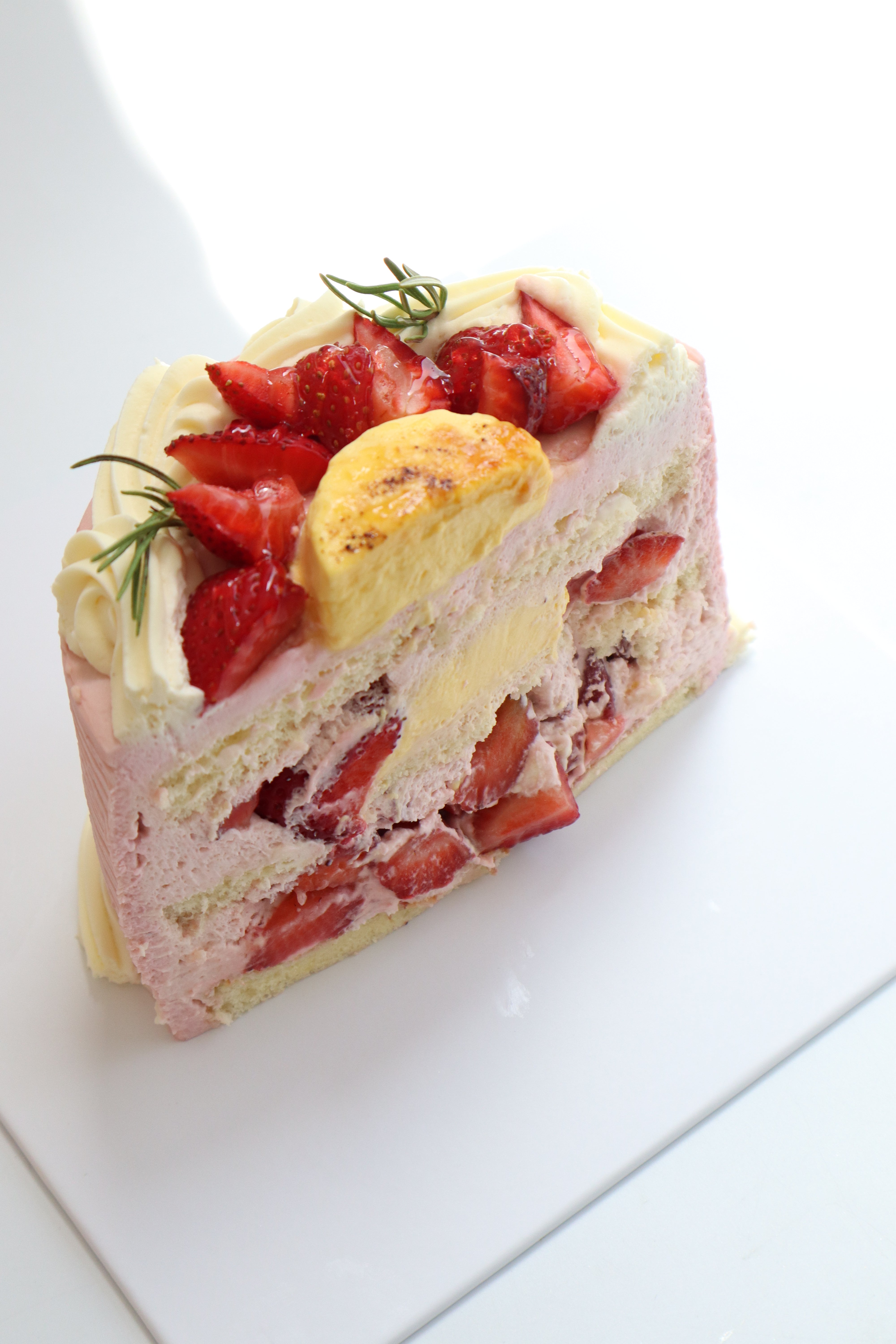 Strawberry Brulee Cake