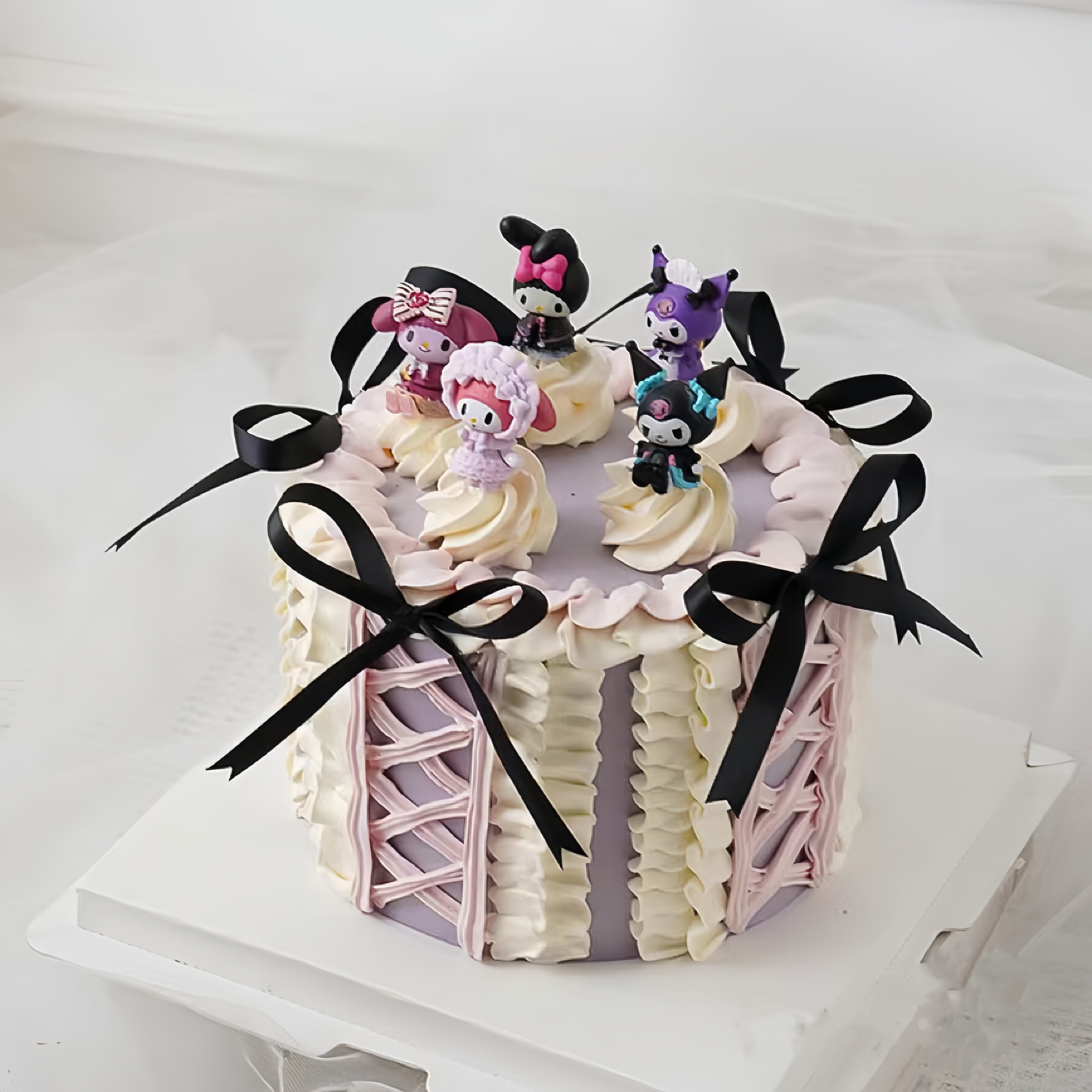 Kuromi Cake 3