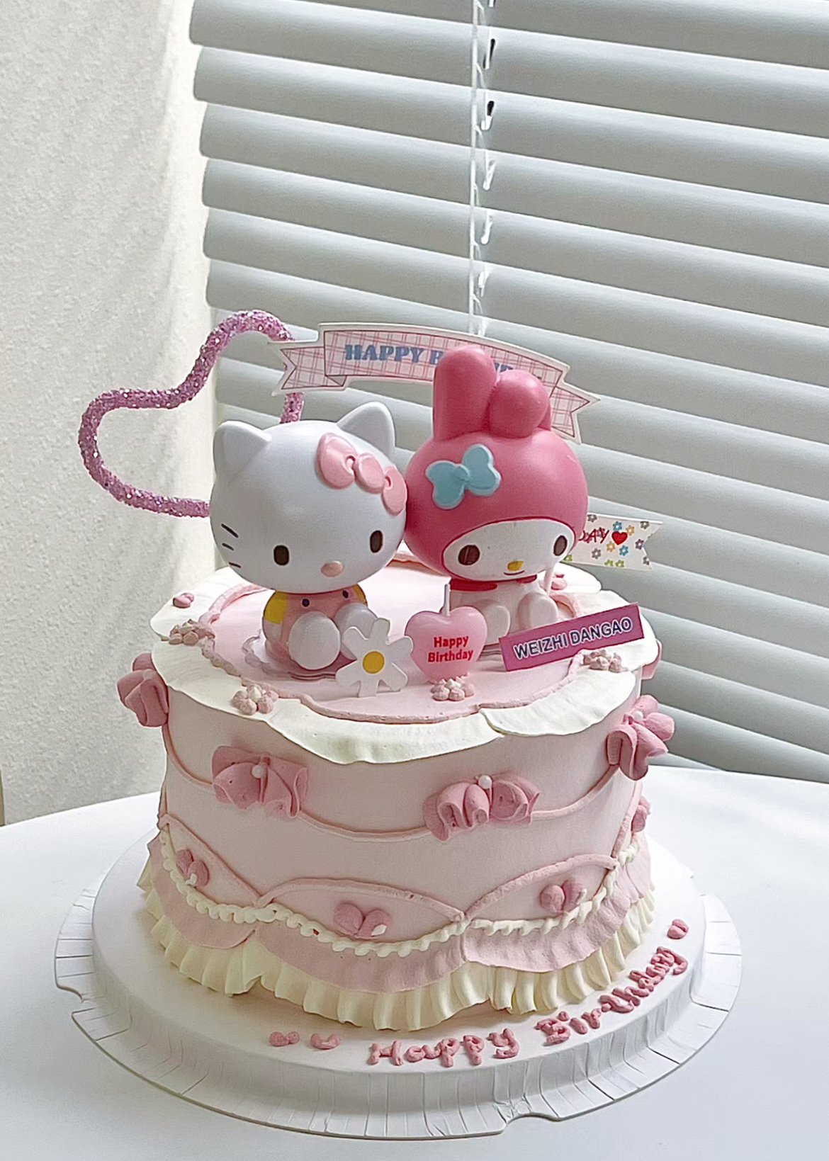 Hello Kitty and Melody Cake 1 Vintage Piping