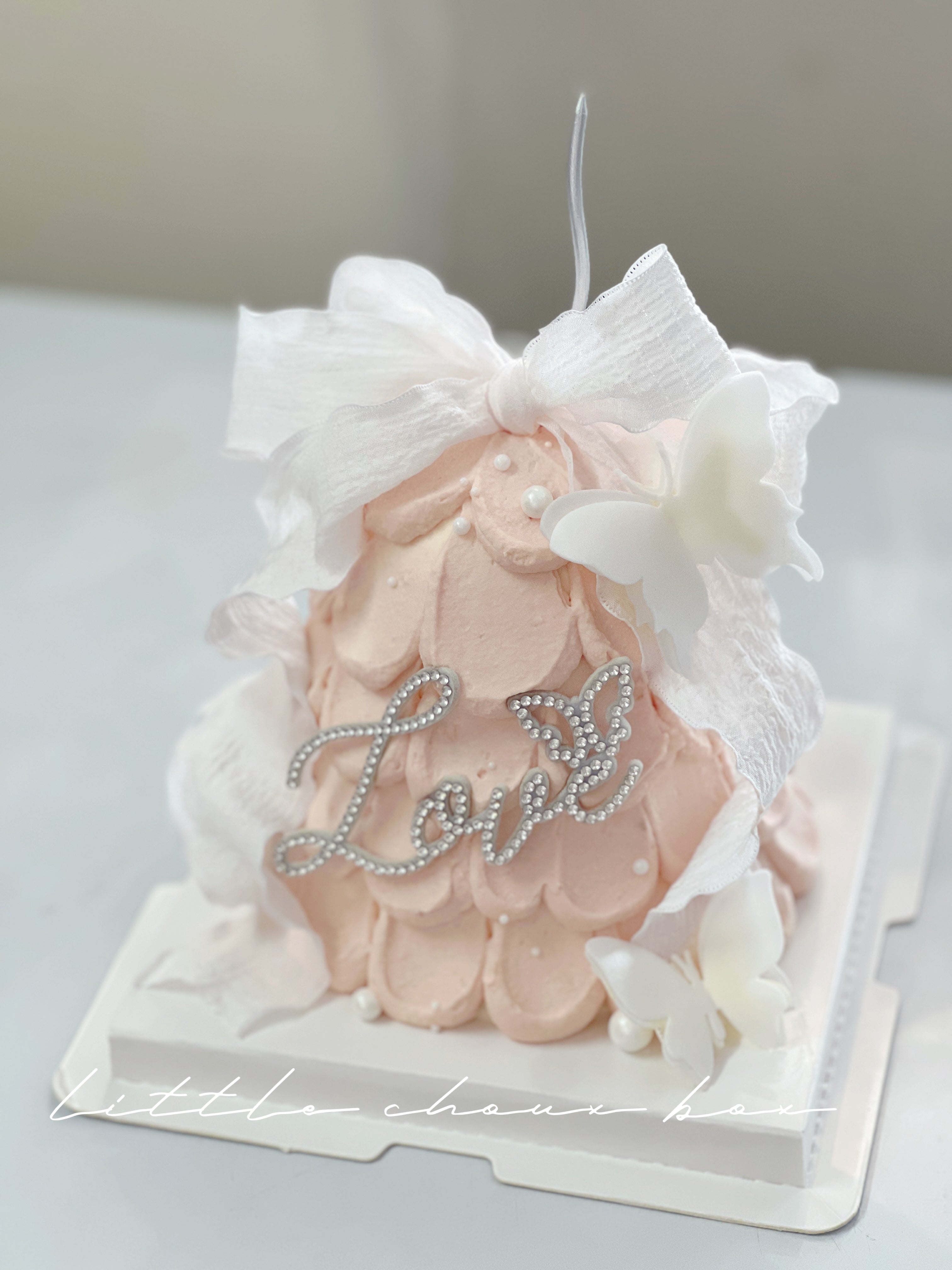 Wishing Tree White/Pink Cake