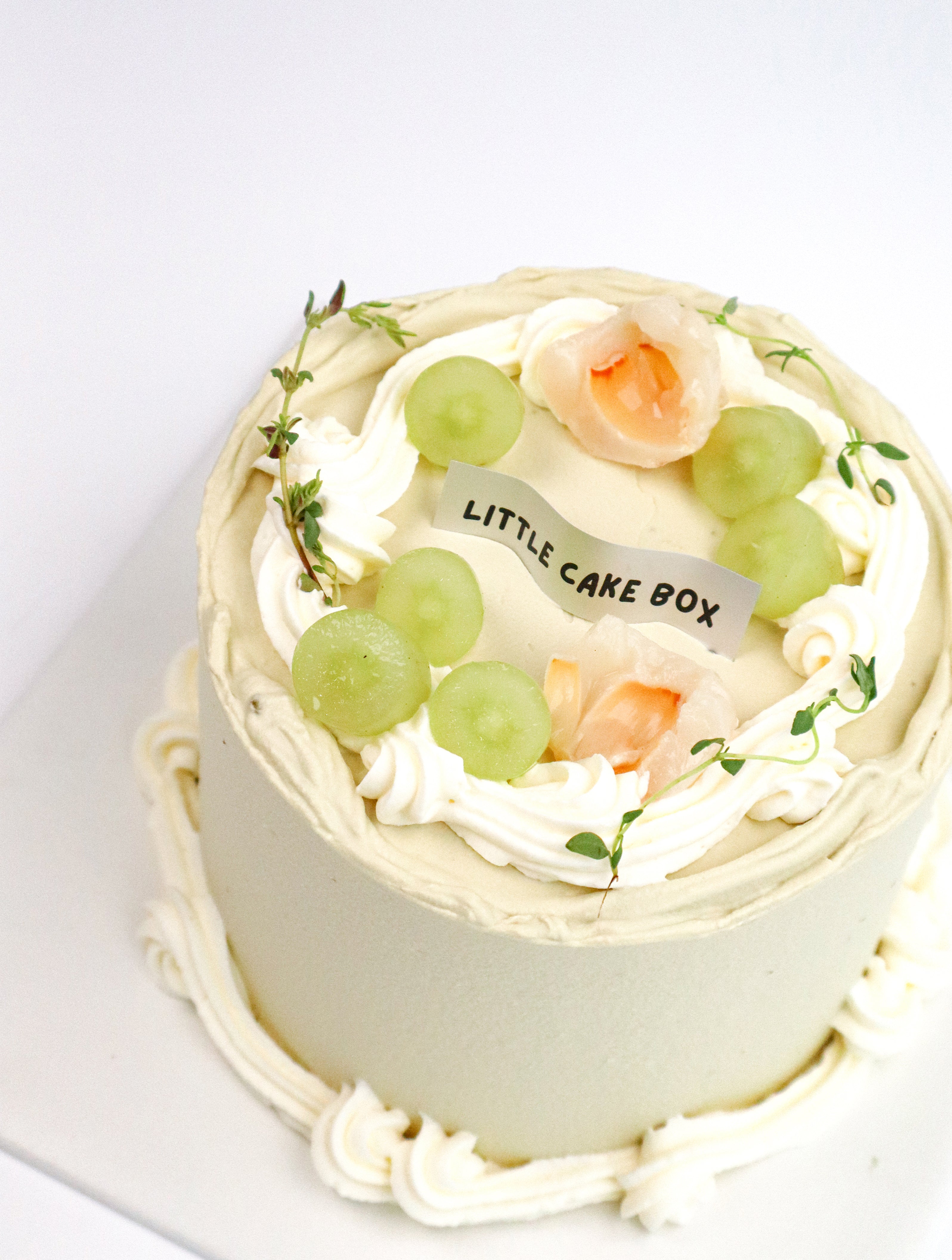 Jasmine Lychee Grape Cake