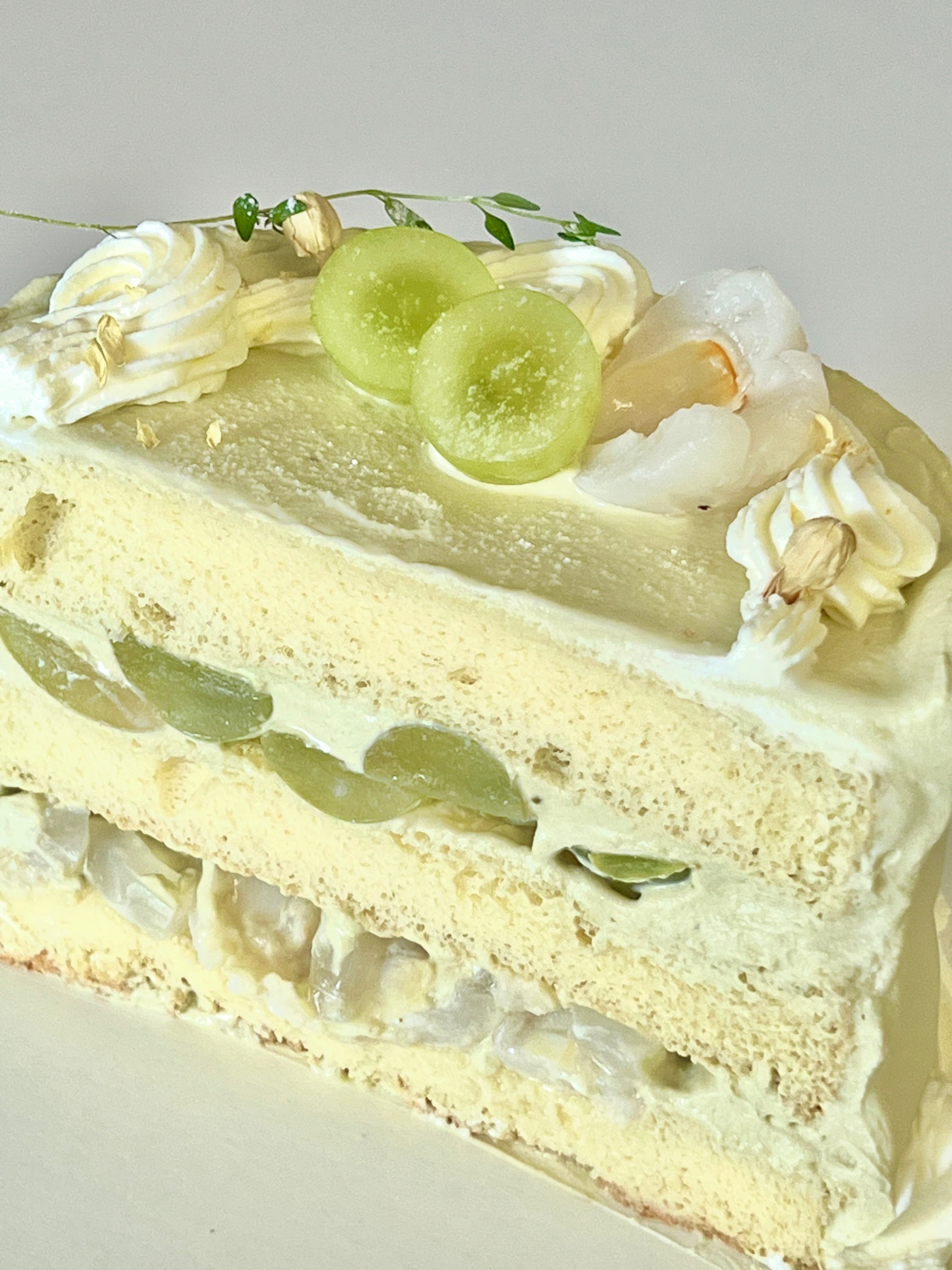 Jasmine Lychee Grape Cake