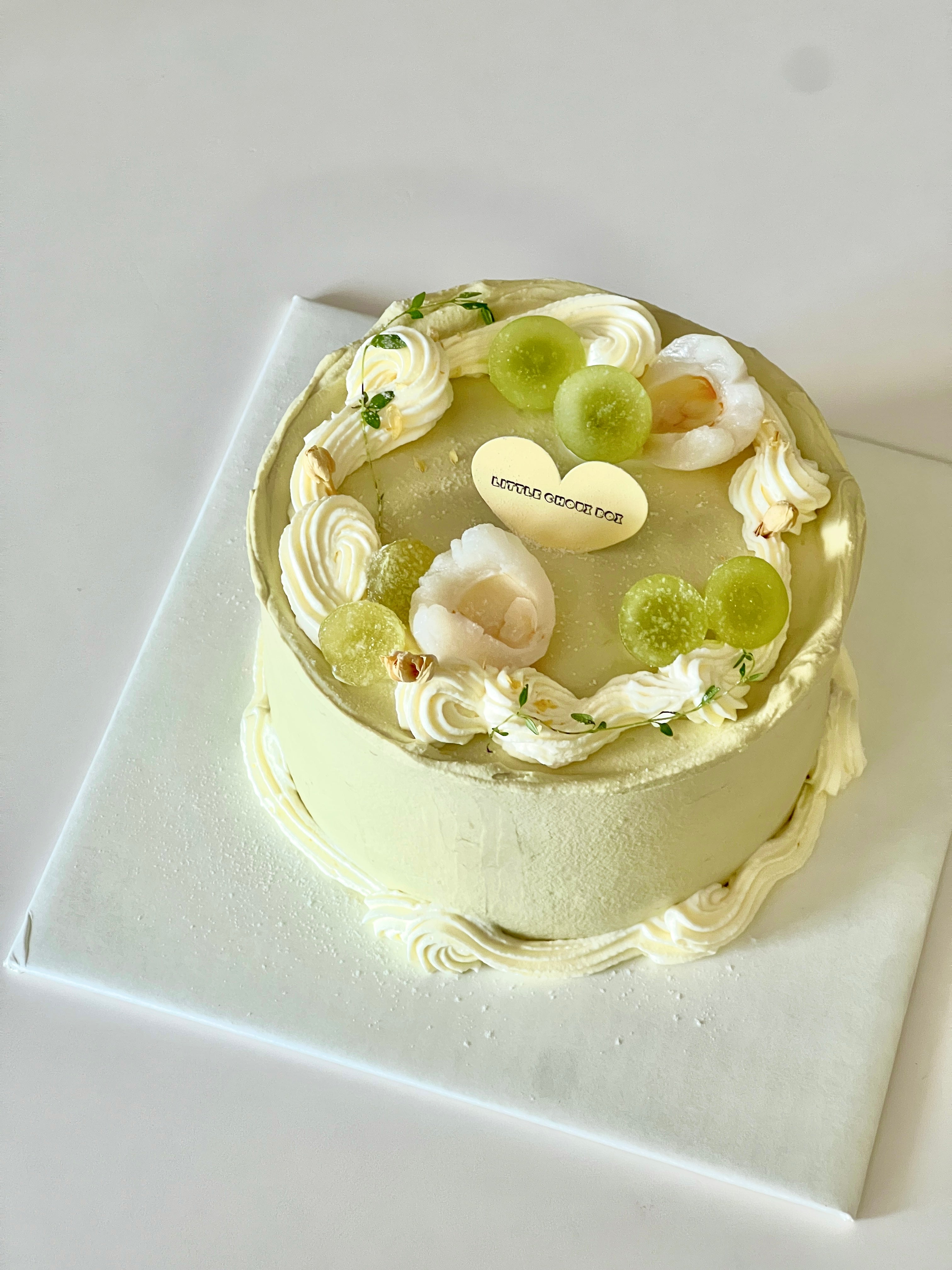 Jasmine Lychee Grape Cake