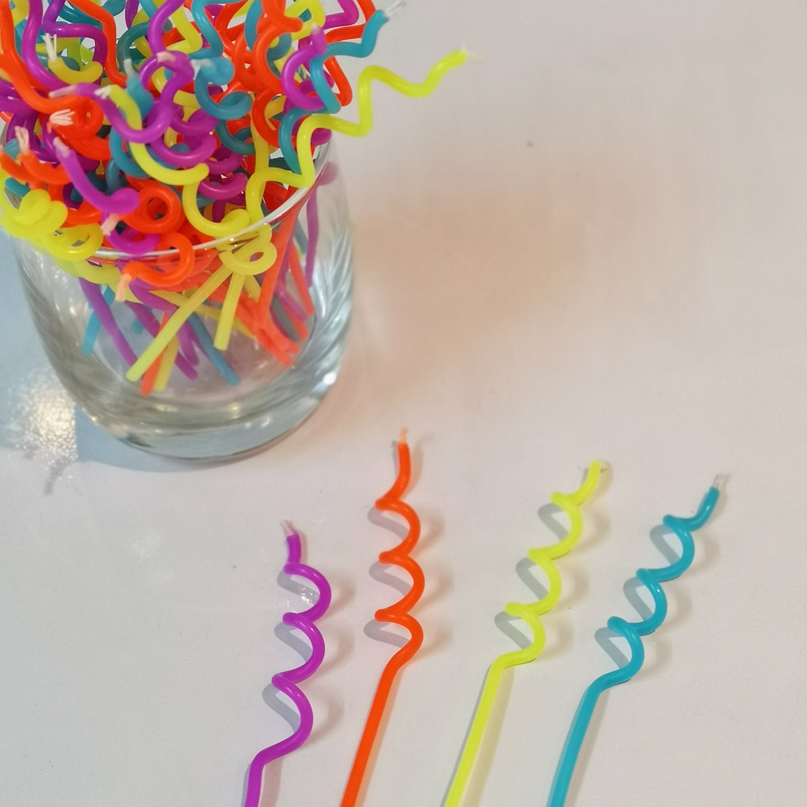 Colourful Swirl Candle B / 1PC