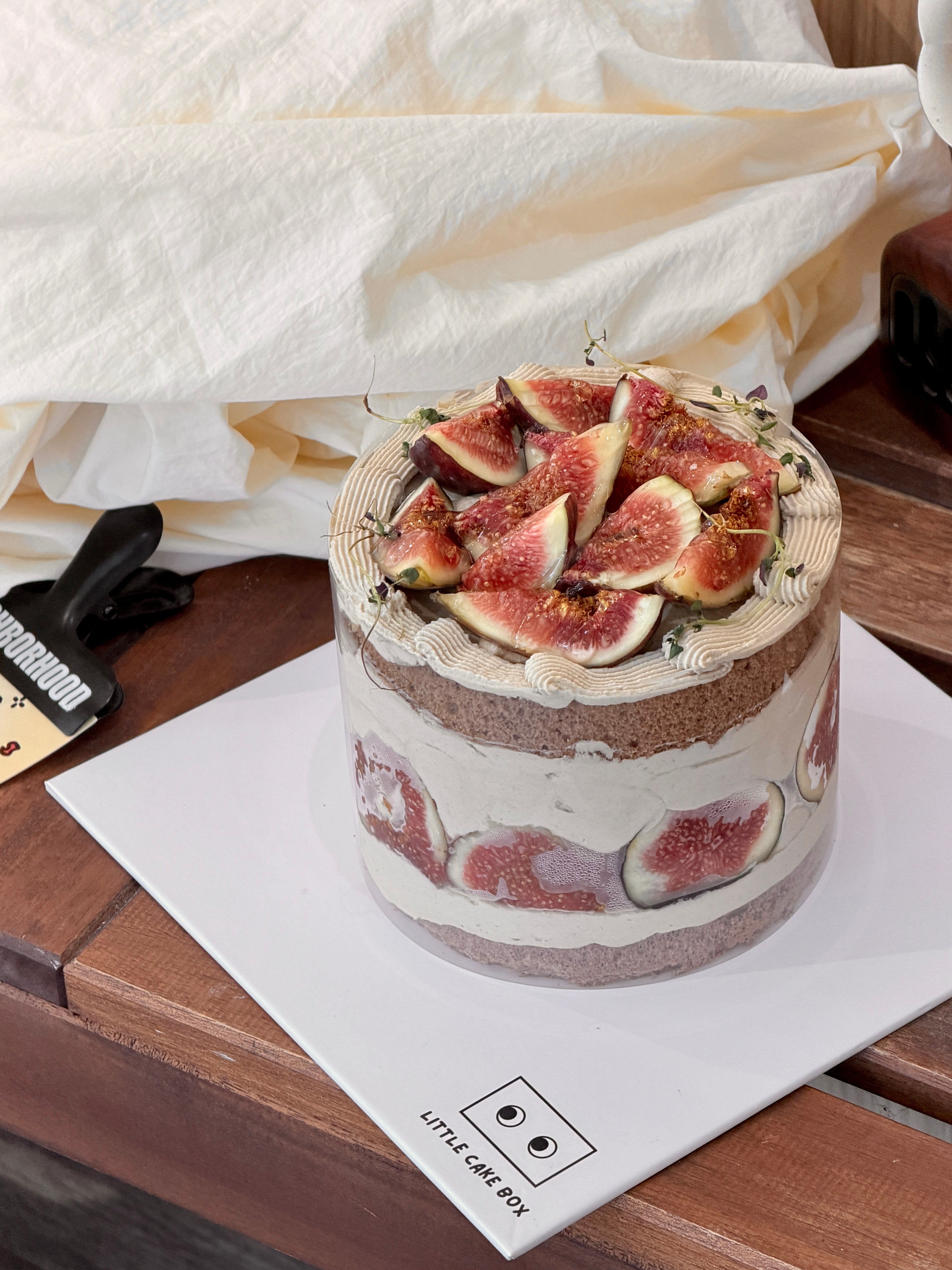Milk Tea Fig Cake