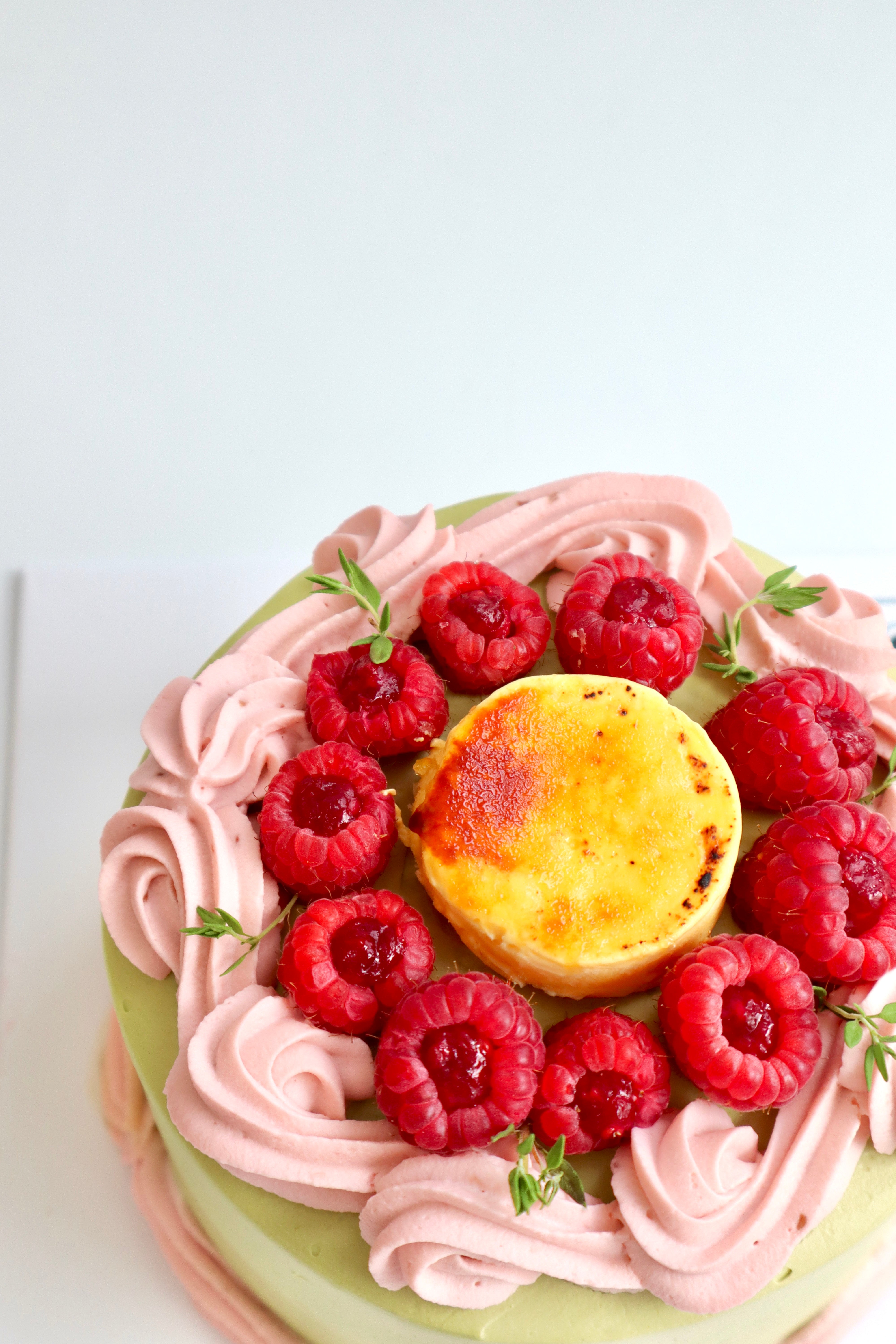 Matcha Pistachio Strawberry Brulee Cake
