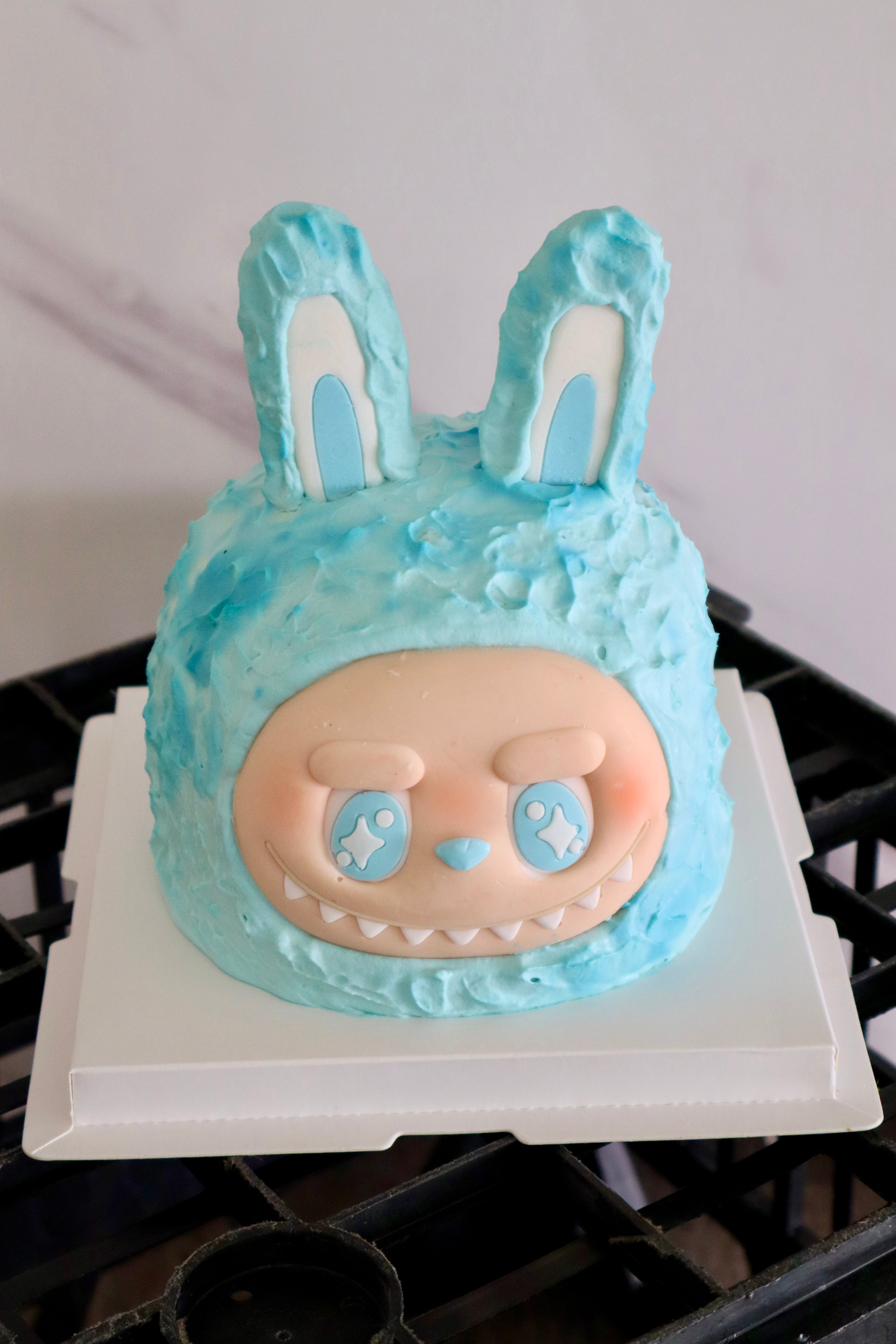 Labubu 3D Colourful Cake