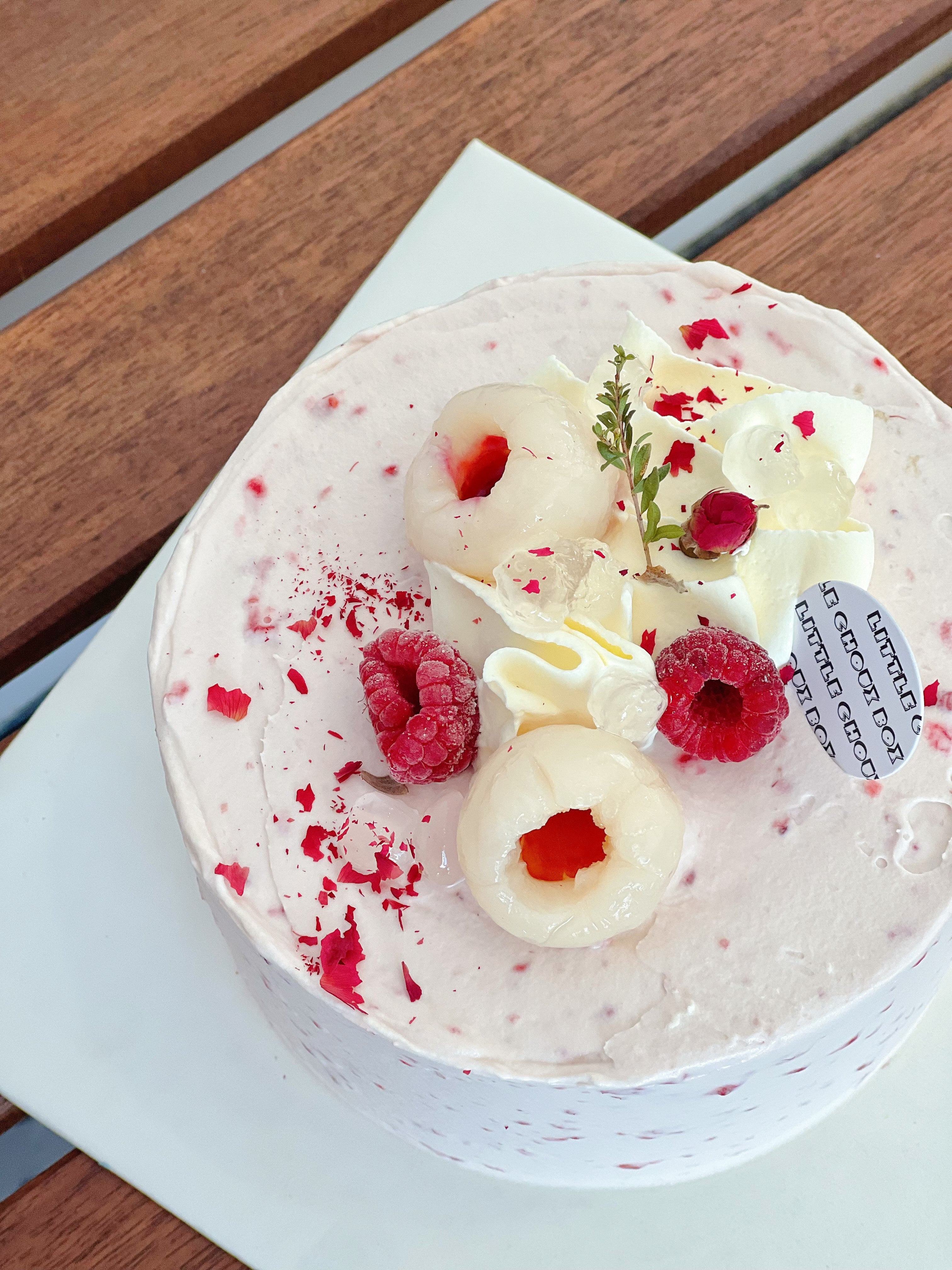 Raspberry Lychee Peach Cake